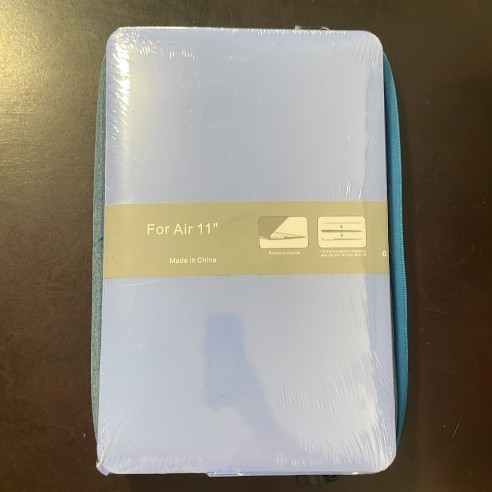 MacBook Air 11” shell and blue soft case